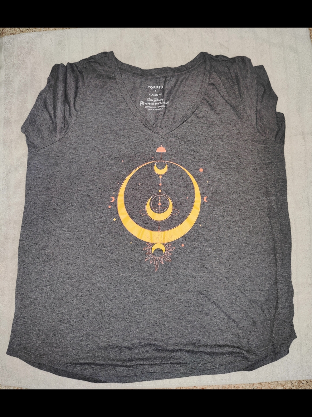 Torrid Charcoal V-Neck Tee with Celestial Graphic - Plus Size 3X